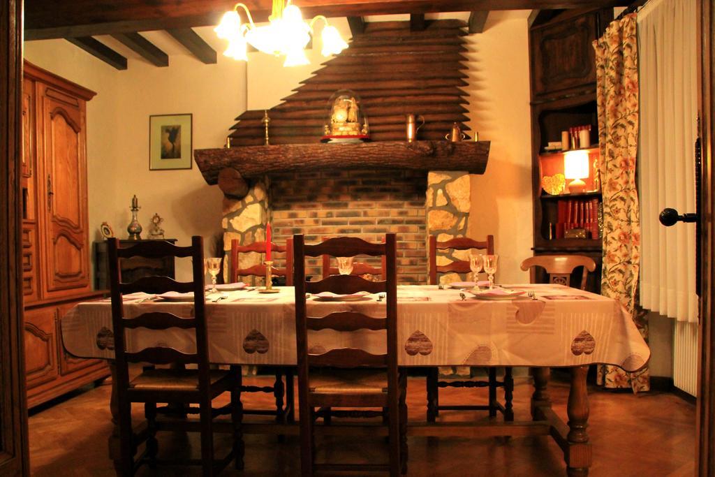 La Maison Des Chats Saint-Mary-le-Plain Eksteriør bilde